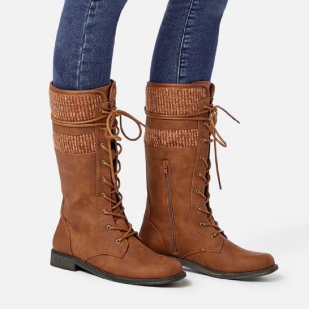 ❌SOLD LOCALLY❌Women’s lace up sweater boots